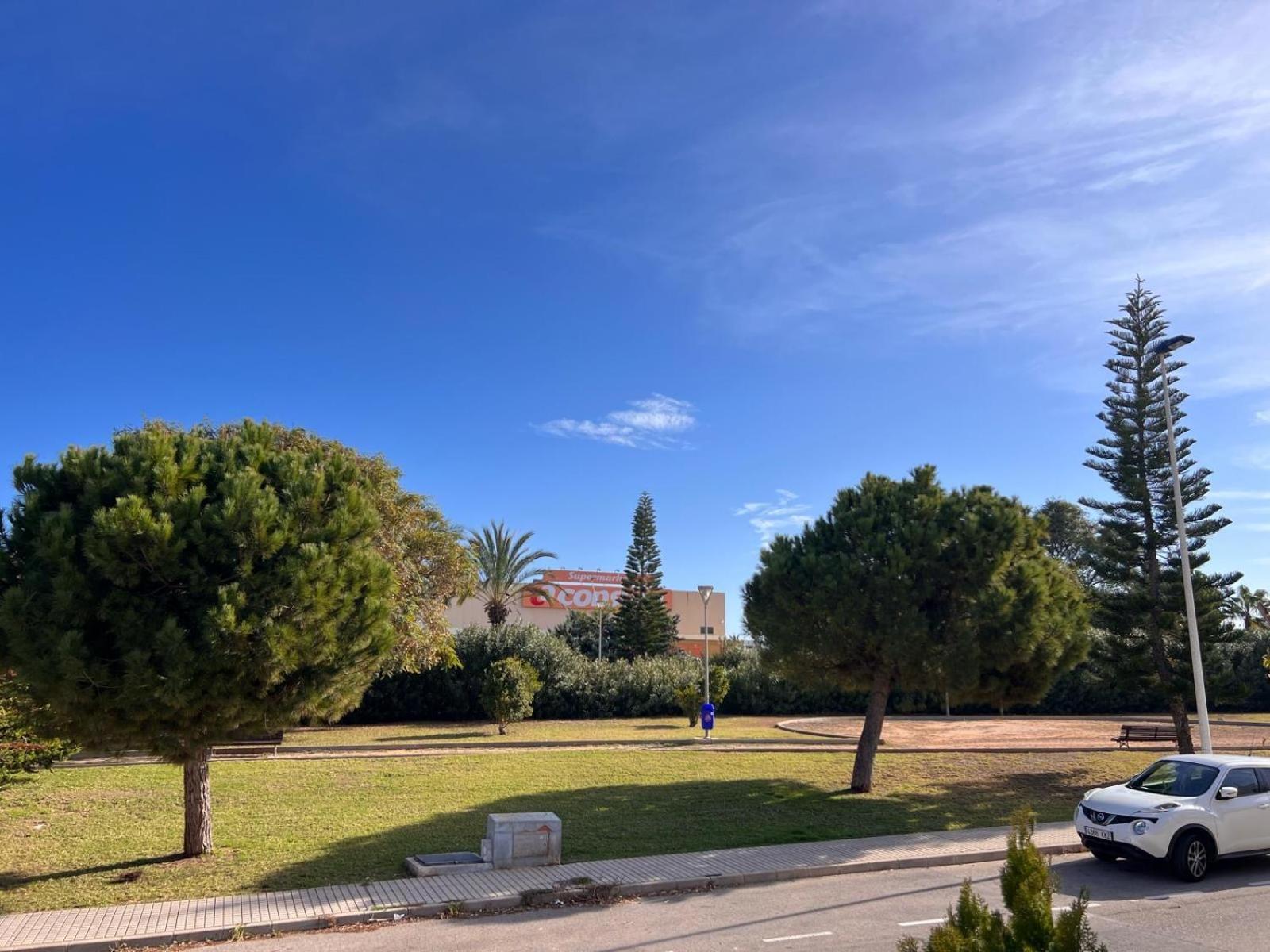 Bungalow En Punta Prima 2 Dormitorios Y Piscina Torrevieja Exteriör bild