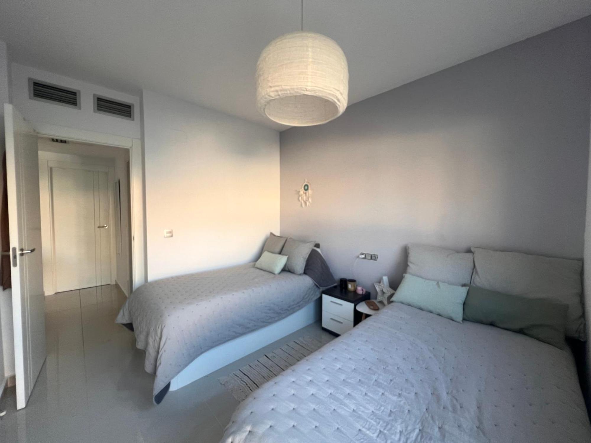Bungalow En Punta Prima 2 Dormitorios Y Piscina Torrevieja Exteriör bild