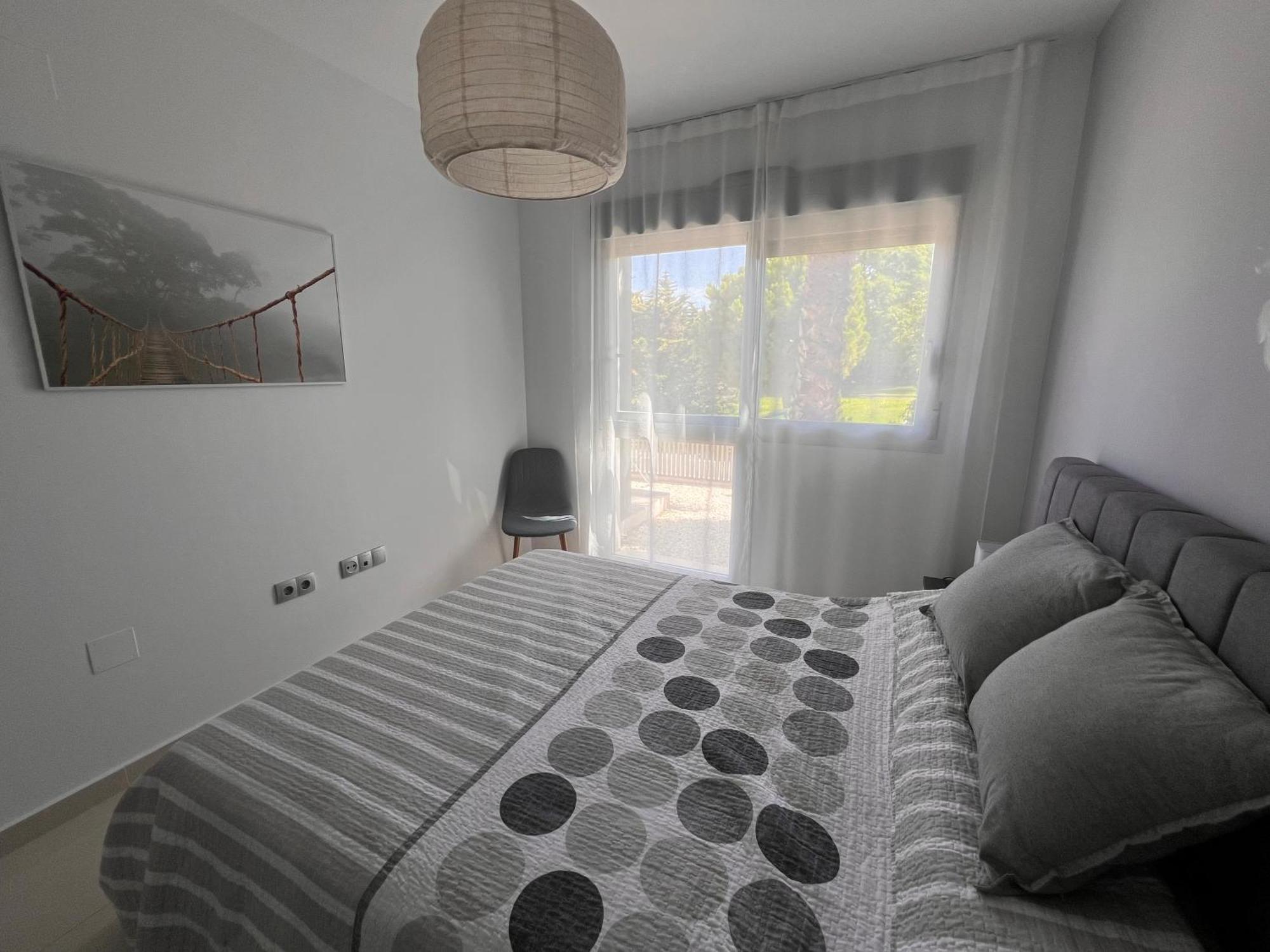 Bungalow En Punta Prima 2 Dormitorios Y Piscina Torrevieja Exteriör bild